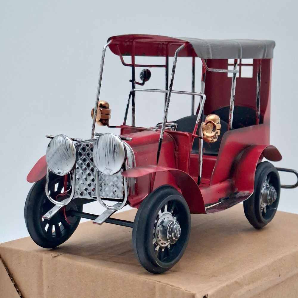 Vintage Style Handmade Metal Antique Car Decor Sculpture Red 7.5"